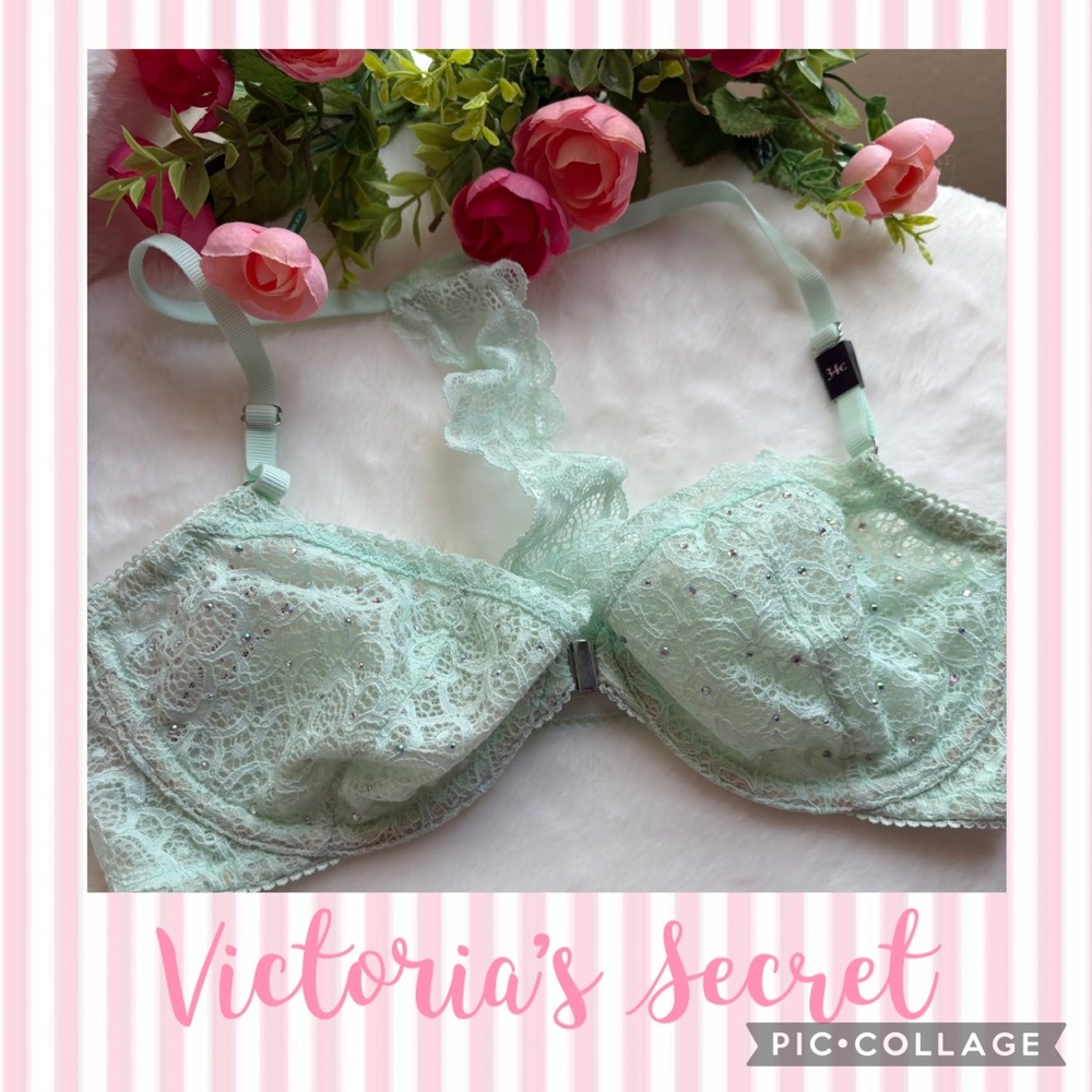 NWT VICTORIA’S SECRET-34C Mint Green Lace Bra with embellishment